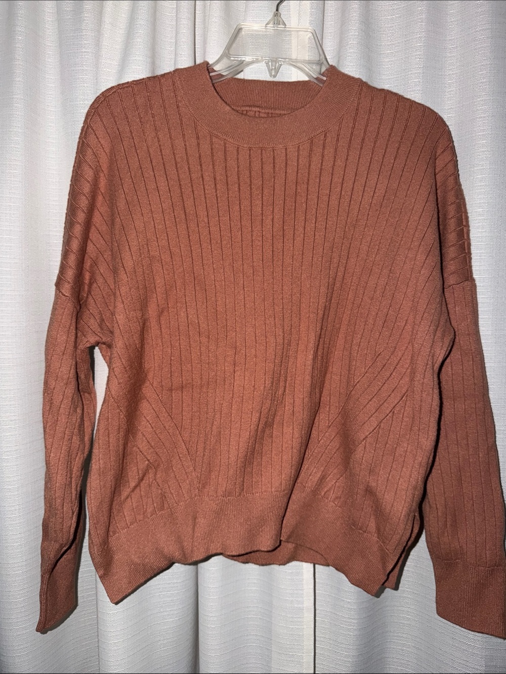 Abercrombie & Fitch Ribbed Crewneck Sweater in Rusty Brown